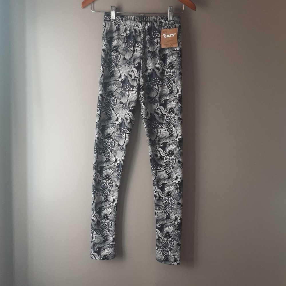 🌞 Just Cozy Faux Fur Lined Leggings Black & White Floral New! Size XS